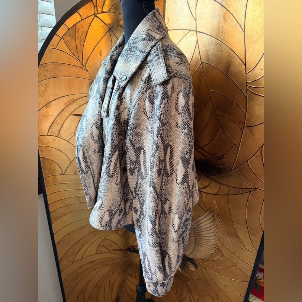 Jennifer Lopez Snake Print Leather Jacket - Picture 3 of 5